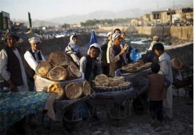 دو و نیم میلیون افغان به کمک عاجل غذایی نیاز دارند